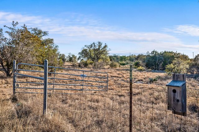 4300 Travis Peak TRL, Marble Falls, TX 78654