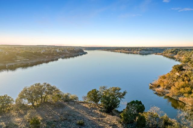 4300 Travis Peak TRL, Marble Falls, TX 78654