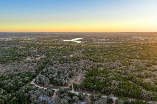 4300 Travis Peak TRL, Marble Falls, TX 78654