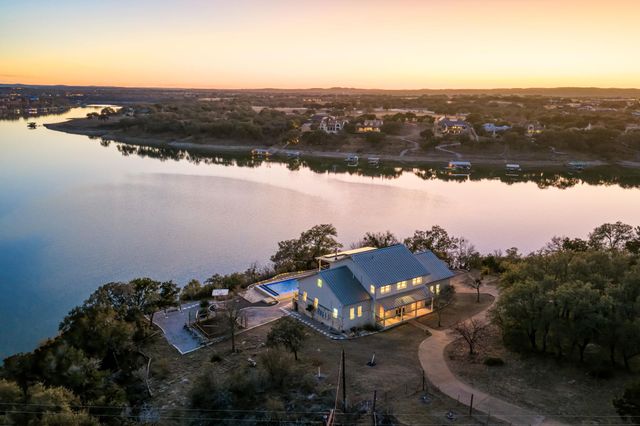 4300 Travis Peak TRL, Marble Falls, TX 78654