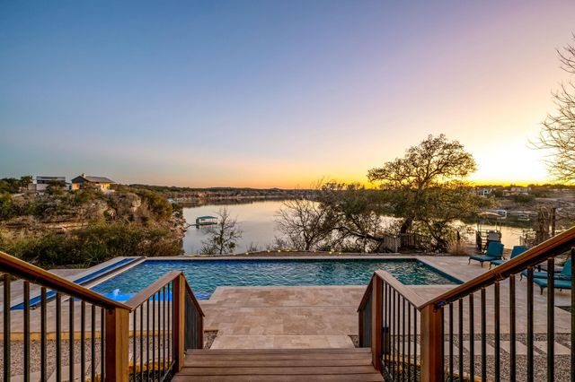 4300 Travis Peak TRL, Marble Falls, TX 78654
