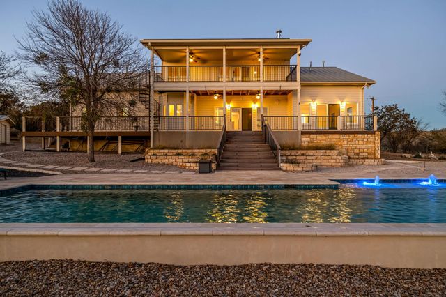 4300 Travis Peak TRL, Marble Falls, TX 78654
