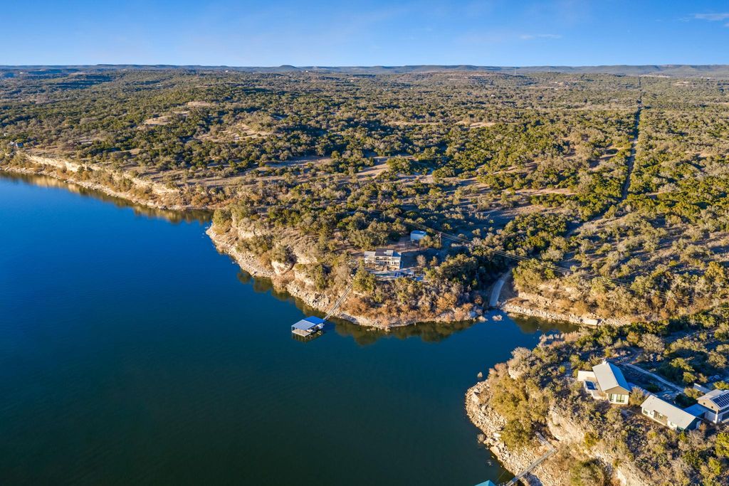 4300 Travis Peak TRL, Marble Falls, TX 78654