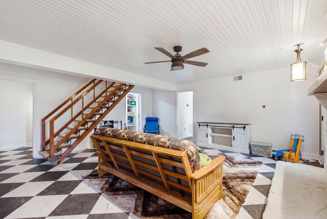 213 Augusta Drive, Georgetown, KY 40324
