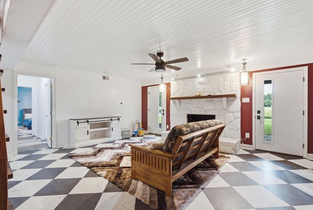 213 Augusta Drive, Georgetown, KY 40324