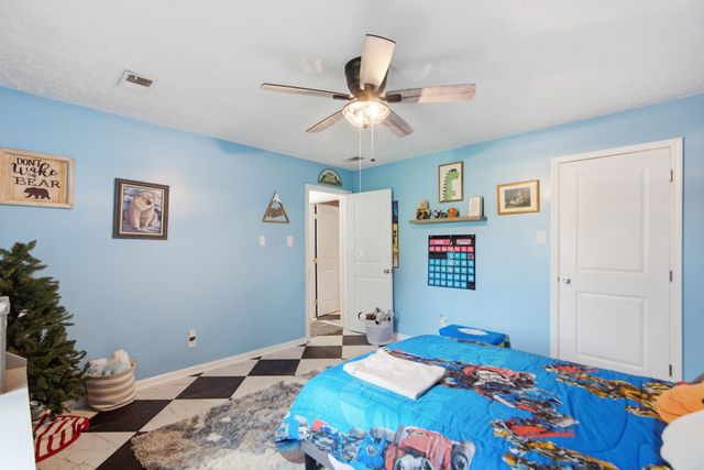 213 Augusta Drive, Georgetown, KY 40324