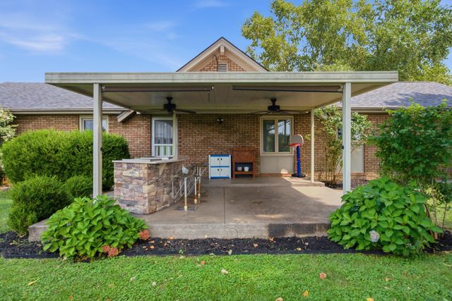 213 Augusta Drive, Georgetown, KY 40324
