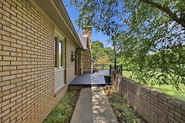 213 Augusta Drive, Georgetown, KY 40324