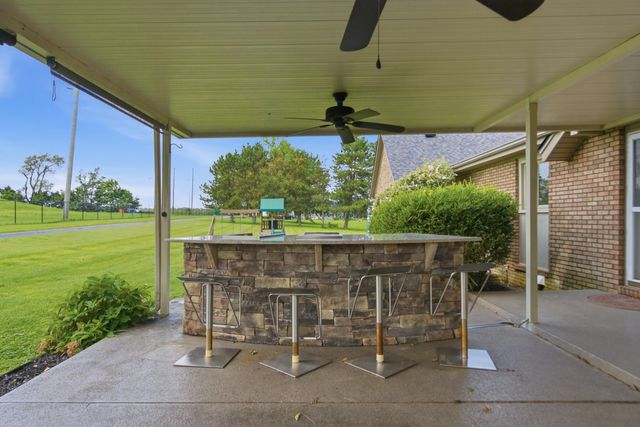 213 Augusta Drive, Georgetown, KY 40324