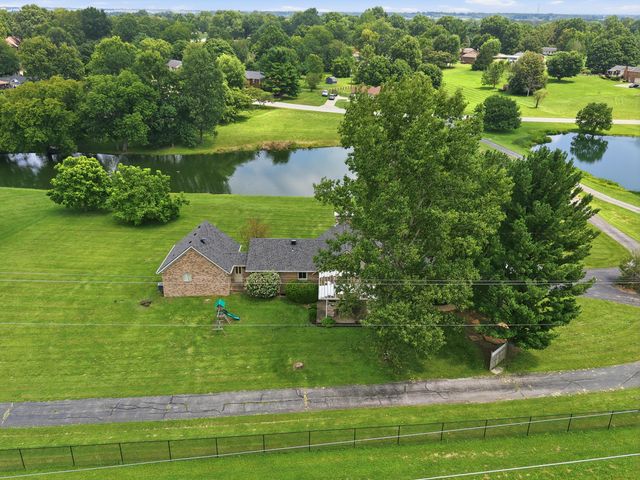 213 Augusta Drive, Georgetown, KY 40324
