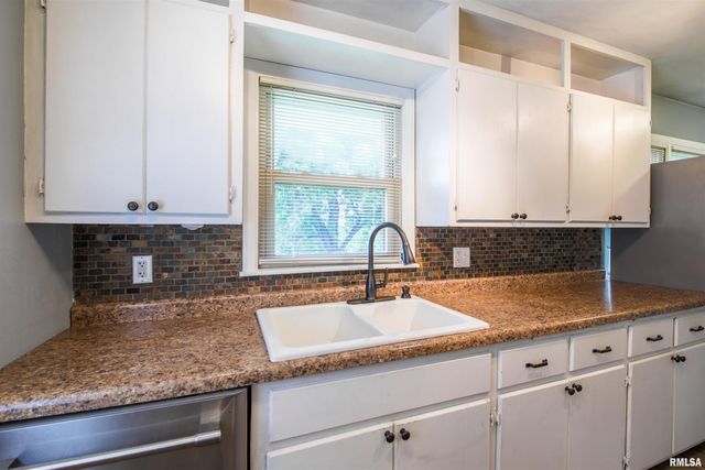 124 SHEFFIELD Road, Groveland, IL 61535