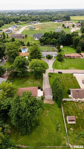 124 SHEFFIELD Road, Groveland, IL 61535