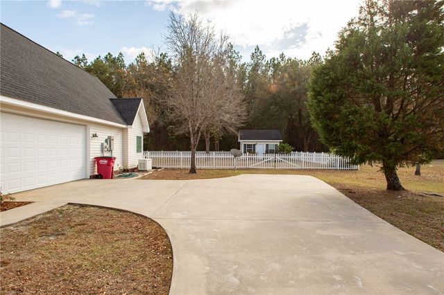 4125 Mulligan Circle, Blackshear, GA 31516