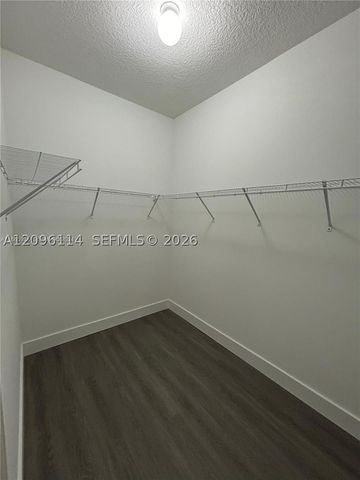 9883 W 34th Ln 9883, Hialeah, FL 33018
