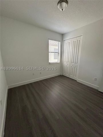 9883 W 34th Ln 9883, Hialeah, FL 33018