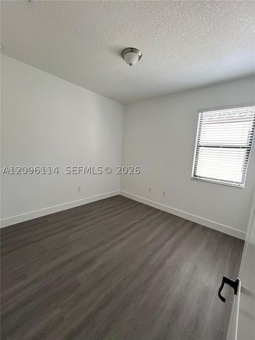 9883 W 34th Ln 9883, Hialeah, FL 33018