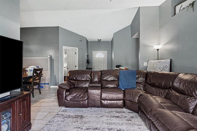 2435 PARKLAND DRIVE, Lakeland, FL 33811