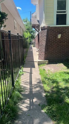 12026 S State Street, Chicago, IL 60628