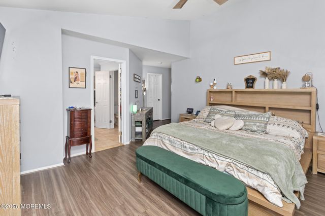 232 Century Way, Manalapan, NJ 07726
