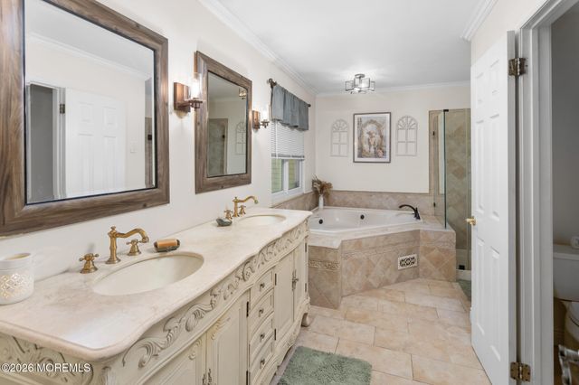 232 Century Way, Manalapan, NJ 07726