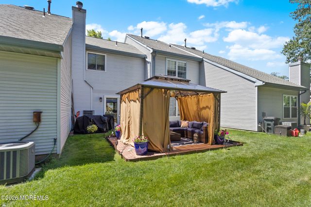 232 Century Way, Manalapan, NJ 07726