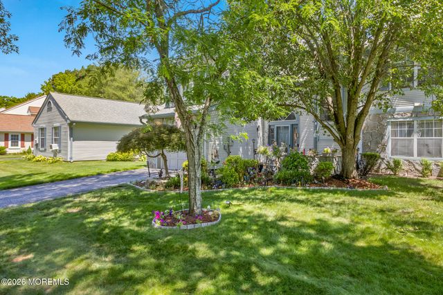 232 Century Way, Manalapan, NJ 07726