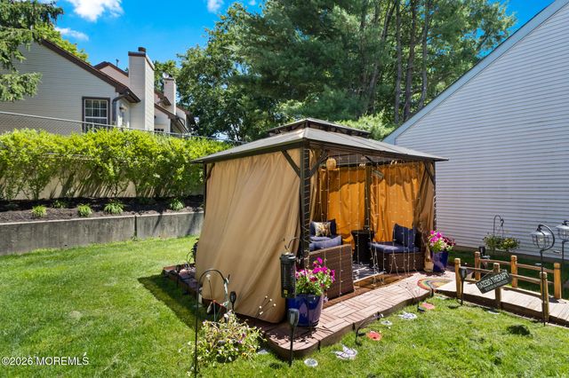 232 Century Way, Manalapan, NJ 07726