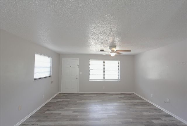 5647 20TH STREET, Zephyrhills, FL 33542