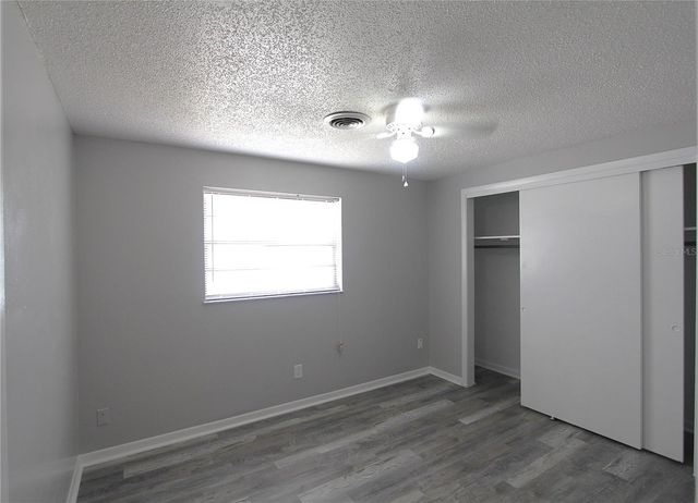 5647 20TH STREET, Zephyrhills, FL 33542