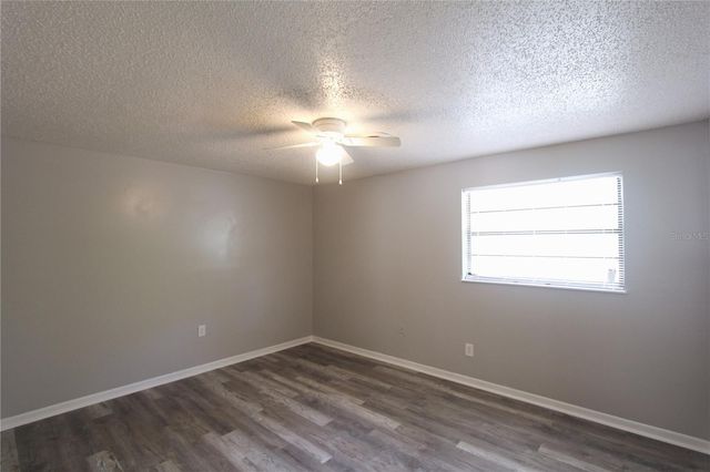 5647 20TH STREET, Zephyrhills, FL 33542