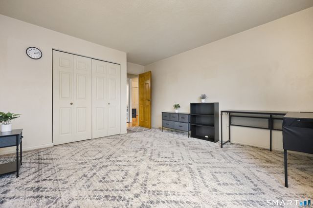 40 California Street B3, Stratford, CT 06614