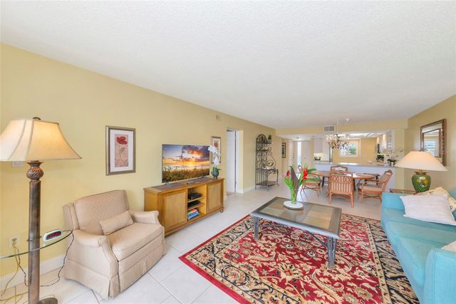 6480 MIDNIGHT PASS ROAD 503, Sarasota, FL 34242