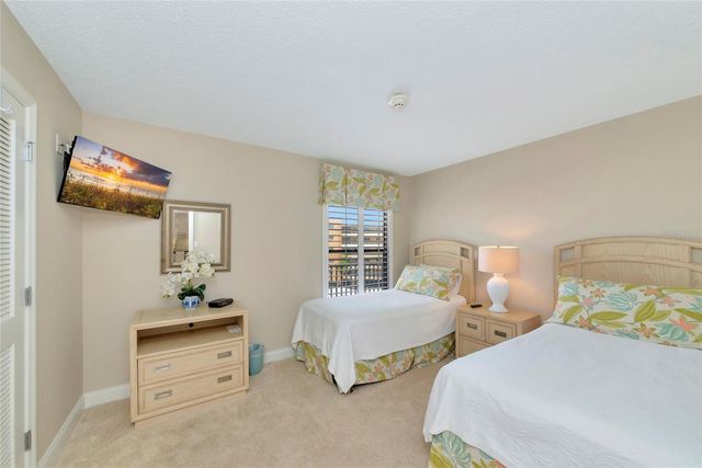 6480 MIDNIGHT PASS ROAD 503, Sarasota, FL 34242