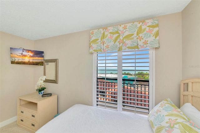 6480 MIDNIGHT PASS ROAD 503, Sarasota, FL 34242