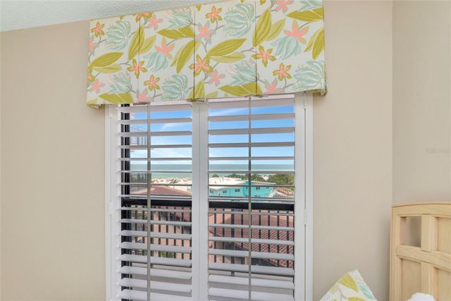 6480 MIDNIGHT PASS ROAD 503, Sarasota, FL 34242