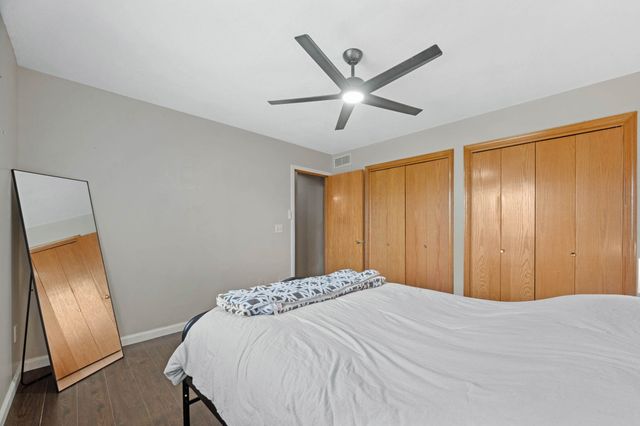 8117 W Aberdeen St, Wichita, KS 67212