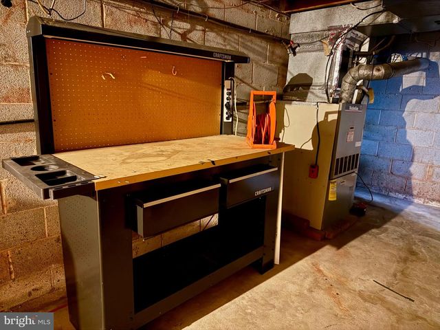 213 WHITPAIN HLS, Blue Bell, PA 19422