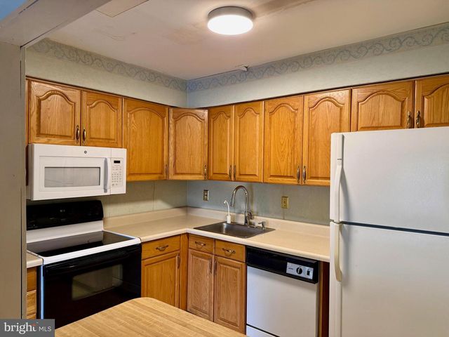 213 WHITPAIN HLS, Blue Bell, PA 19422