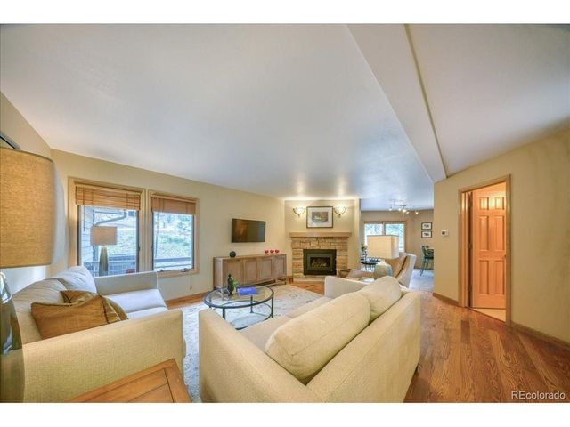 1318 Northridge Ct, Golden, CO 80401