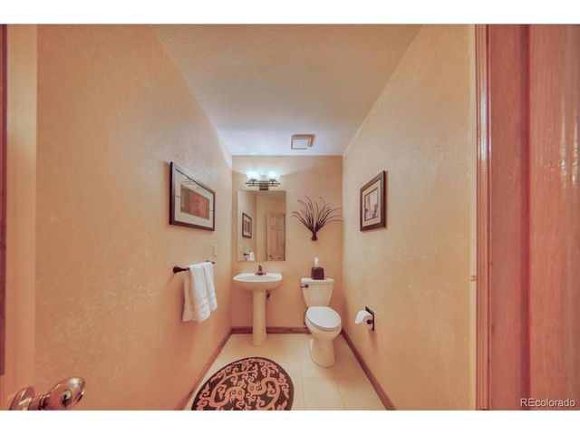 1318 Northridge Ct, Golden, CO 80401