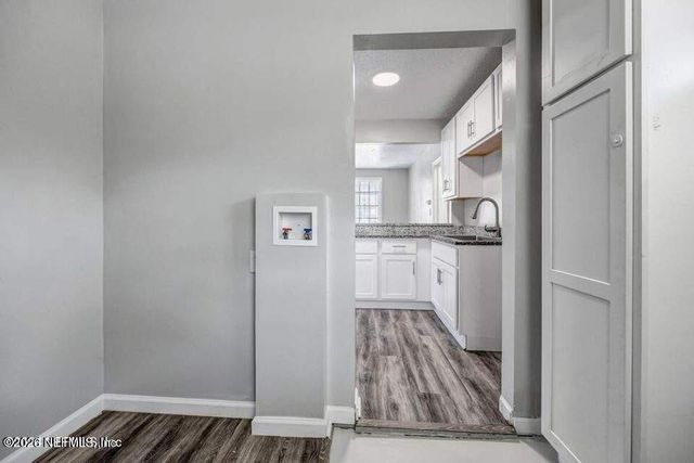 1804 CLEVELAND Street, Jacksonville, FL 32209