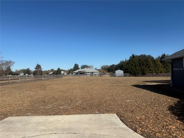 10054 SW 98 AVENUE, Gainesville, FL 32608