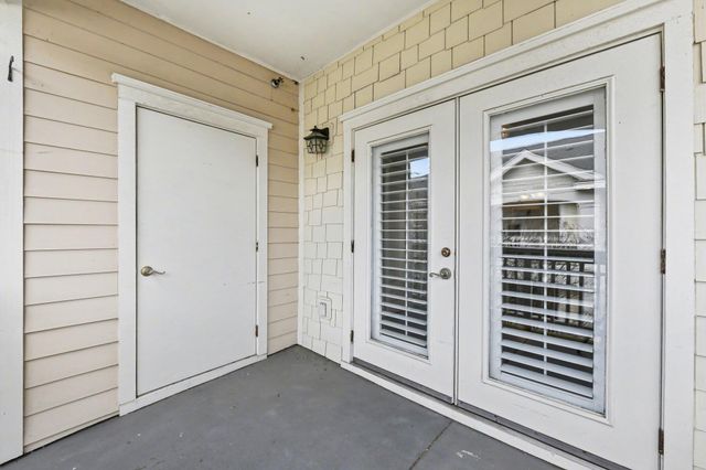 2244 Ashley Crossing Drive Unit 436, Charleston, SC 29414