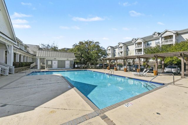 2244 Ashley Crossing Drive Unit 436, Charleston, SC 29414