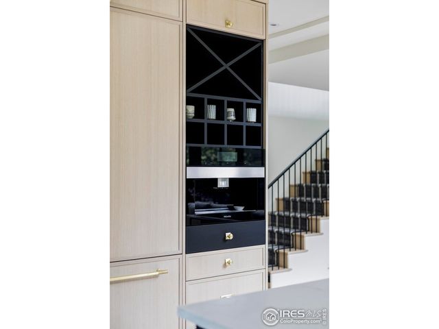 800 Kalmia Ave, Boulder, CO 80304