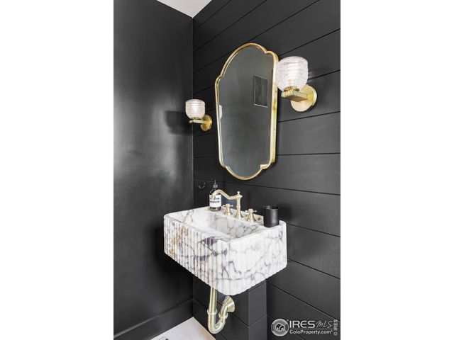 800 Kalmia Ave, Boulder, CO 80304