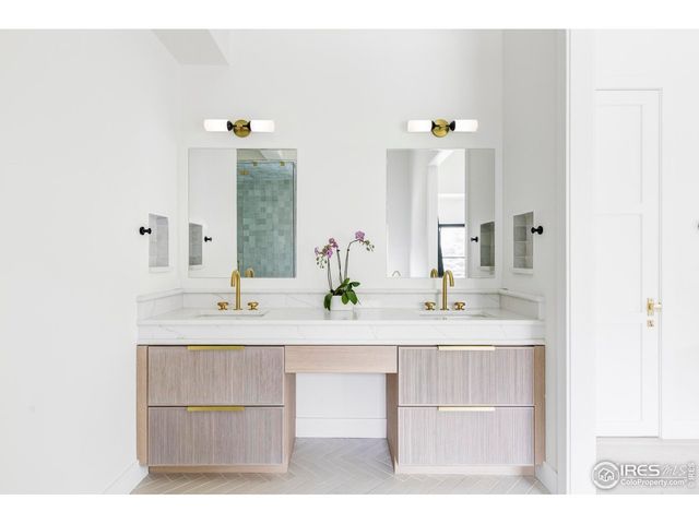 800 Kalmia Ave, Boulder, CO 80304