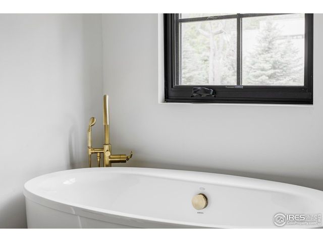 800 Kalmia Ave, Boulder, CO 80304