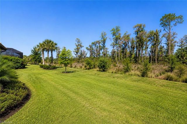 19720 Beechcrest PL, Estero, FL 33928