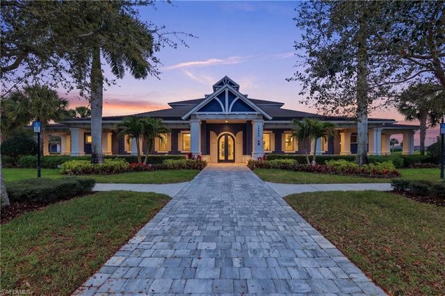 19720 Beechcrest PL, Estero, FL 33928